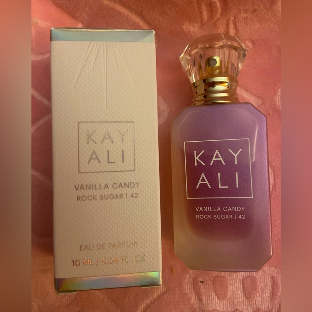 kayali vanilla candy rock sugar perfume
